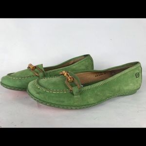 Born leather loafers woman size 7 green